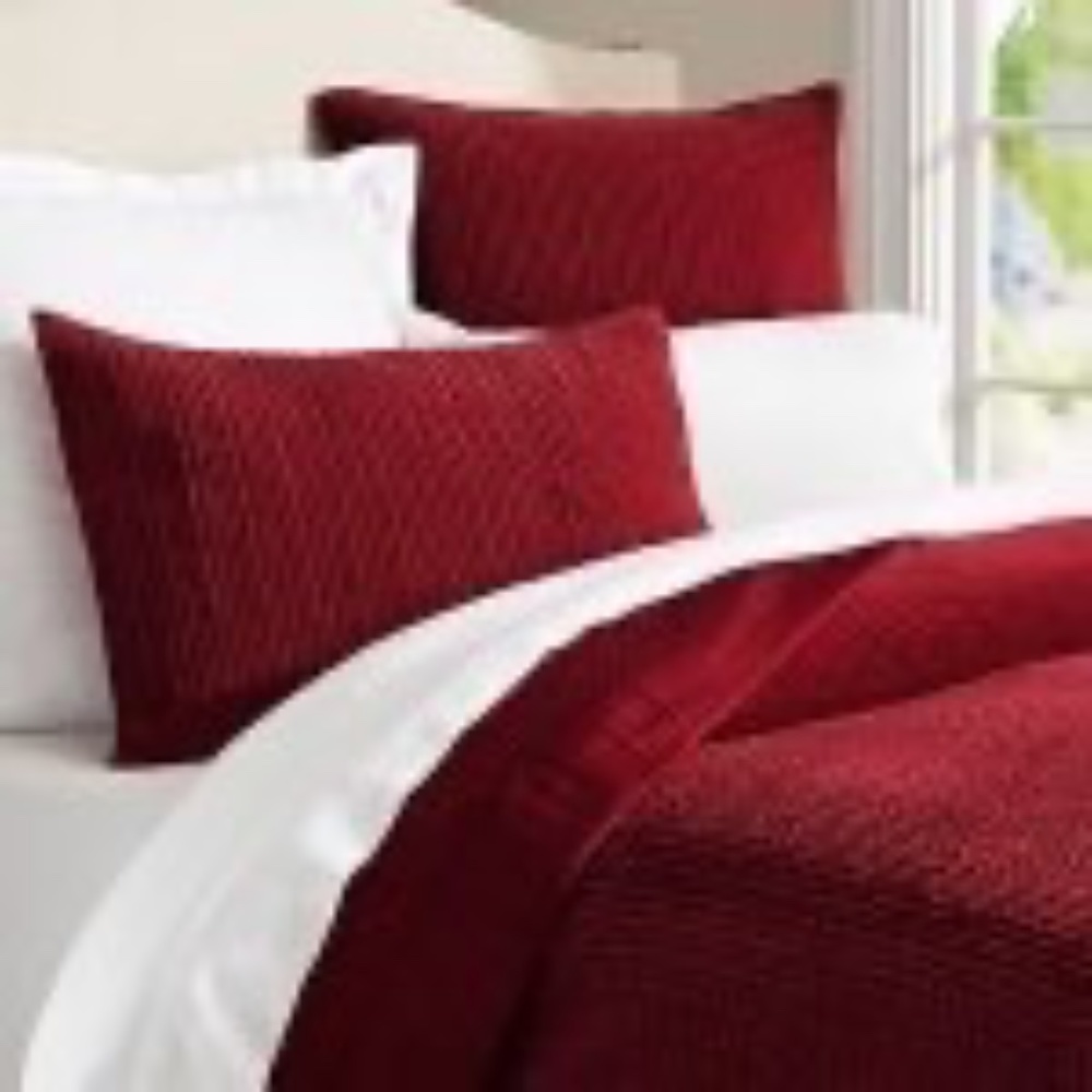 Pottery Barn Ruby Red Velvet Channel Quilt with 2 Shams Full/Queen